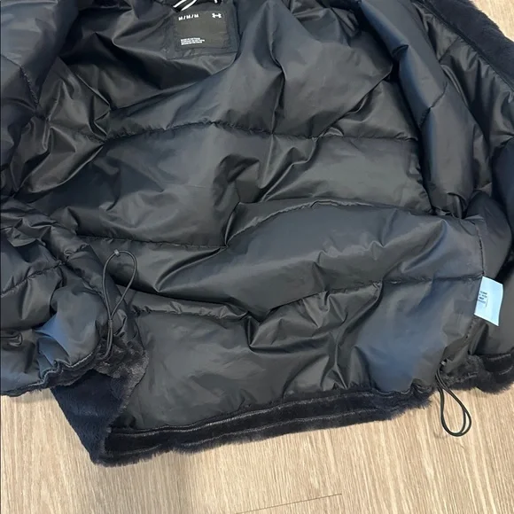 Under Armour Women’s Medium Hoodie Jacket (New) - Picture 6 of 7
